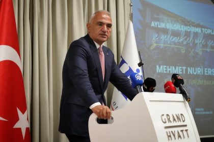 turkiye-ilk-9-aylik-turizm-gelirinde-cumhuriyet-tarihinin-zirvesinde