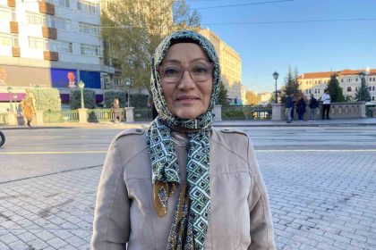 yazlik-valilik-konutunu-satip-okul-yaptiran-vali-aksoya-tesekkur-ziyareti