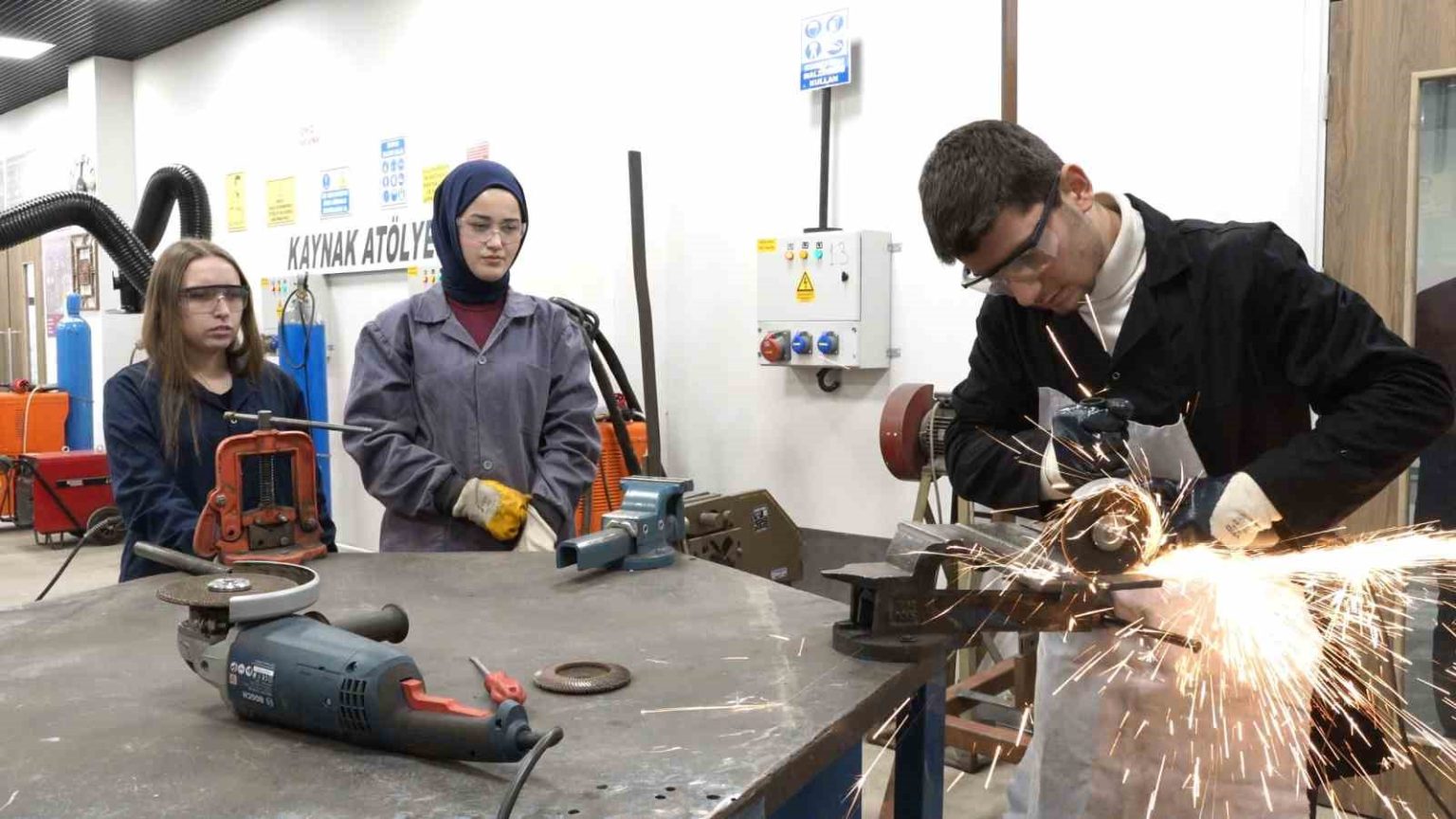 yok-baskani-ozvar-staj-konusunda-birinci-onceligimiz-staj-surelerinin-uzamasi