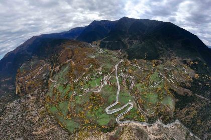 zigananin-tunelini-degil-manzarasini-sectiler