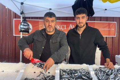 zonguldakta-hamsinin-fiyati-75-liraya-dustu