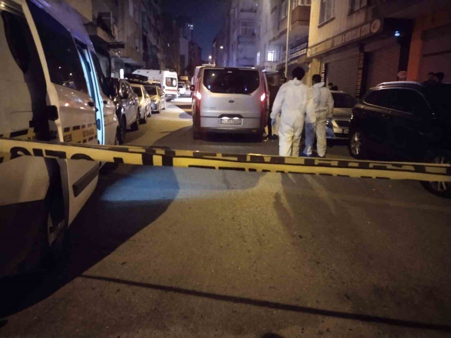 umraniyede-cinnet-geciren-adam-oglu-ve-kardesini-oldurdu