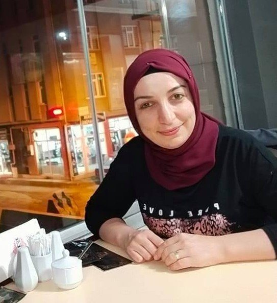 12-gundur-yasam-mucadelesi-veriyordu-2-cocuk-annesi-hayatini-kaybetti