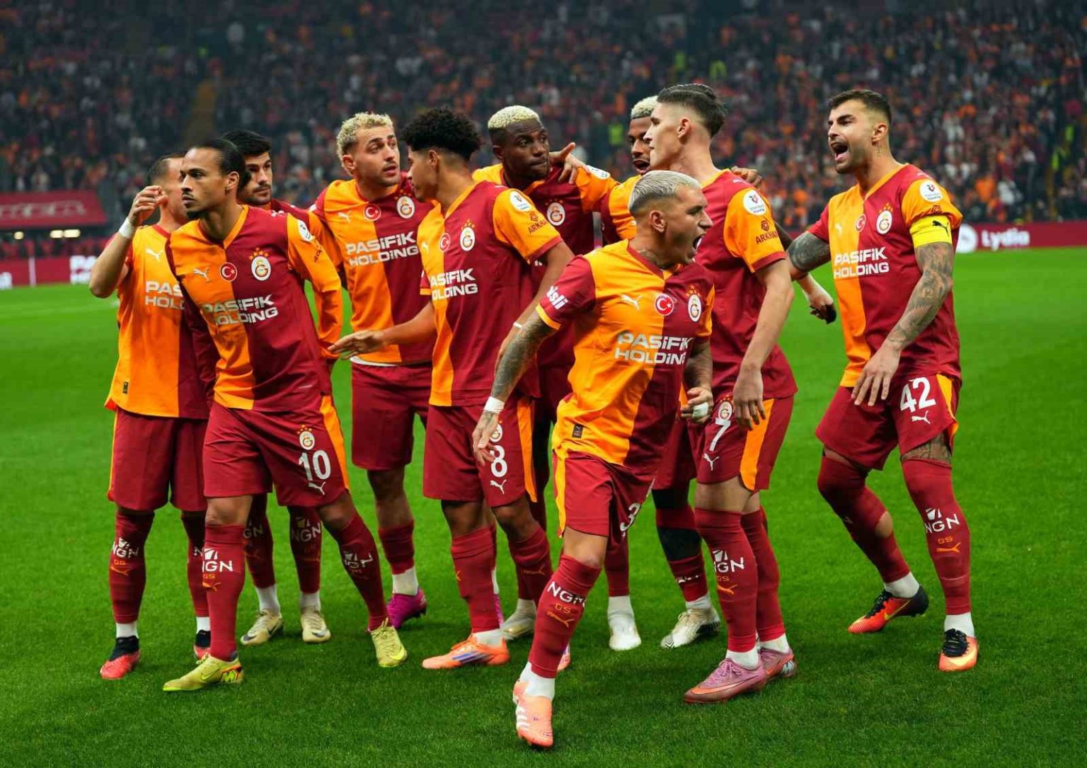 abdulkerim-bardakci-galatasaray-ile-ligde-100-macini-oynadi