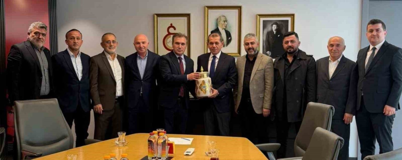 alucra-kalkinma-ve-egitim-vakfindan-dursun-ozbeke-ziyaret