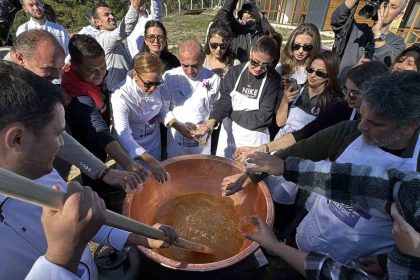 anadoludakiler-projesinin-ilk-imeci-agi-dunyanin-en-pahali-baharati-safran-oldu