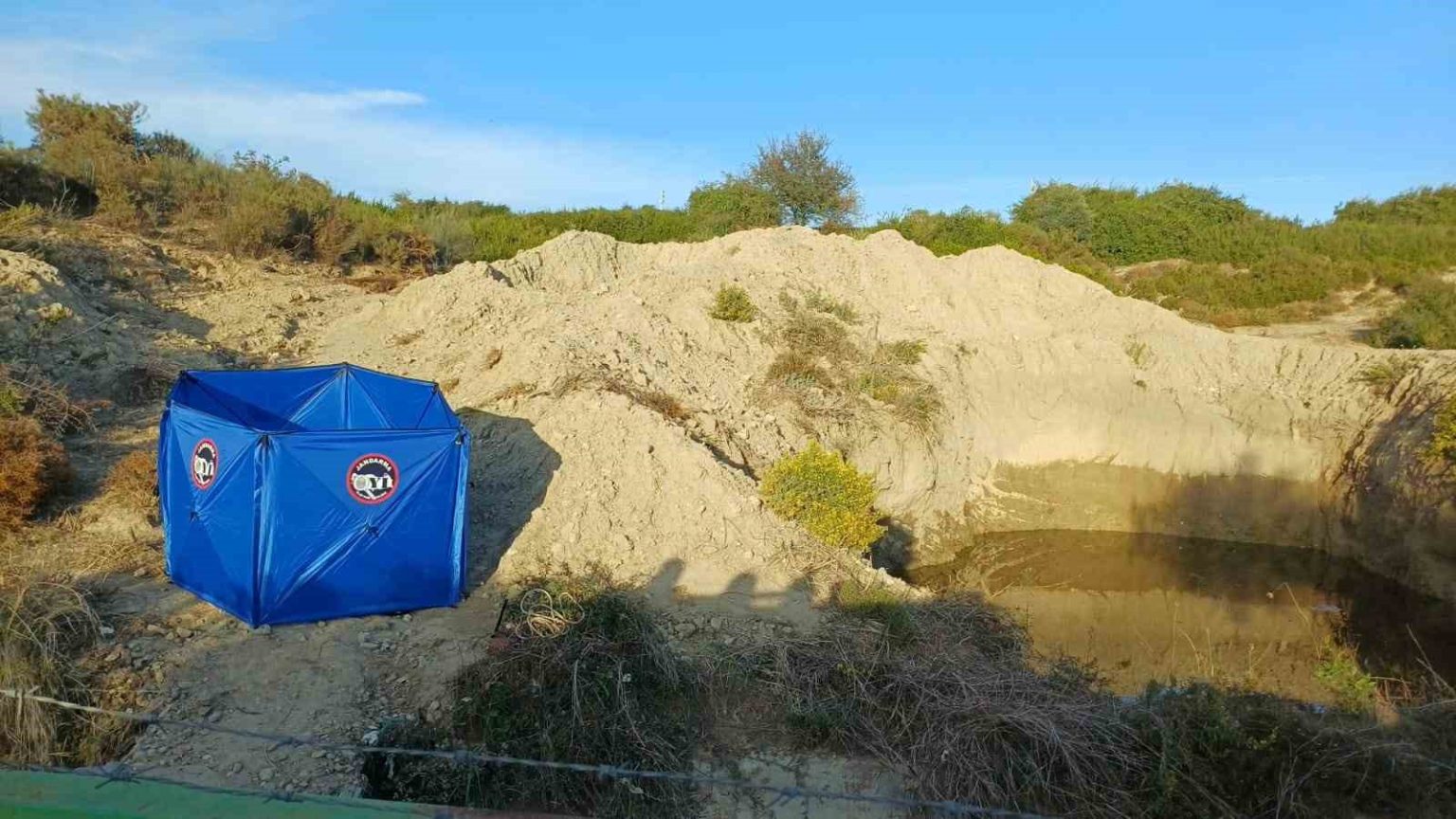 antalyada-4-metrelik-su-cukuruna-dusen-yasli-kadin-hayatini-kaybetti