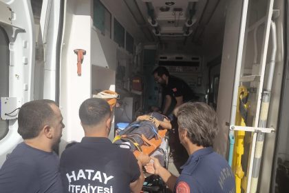 asansor-bakimi-icin-gitmisti-halatla-makaranin-arasina-ayagini-sikistirdi