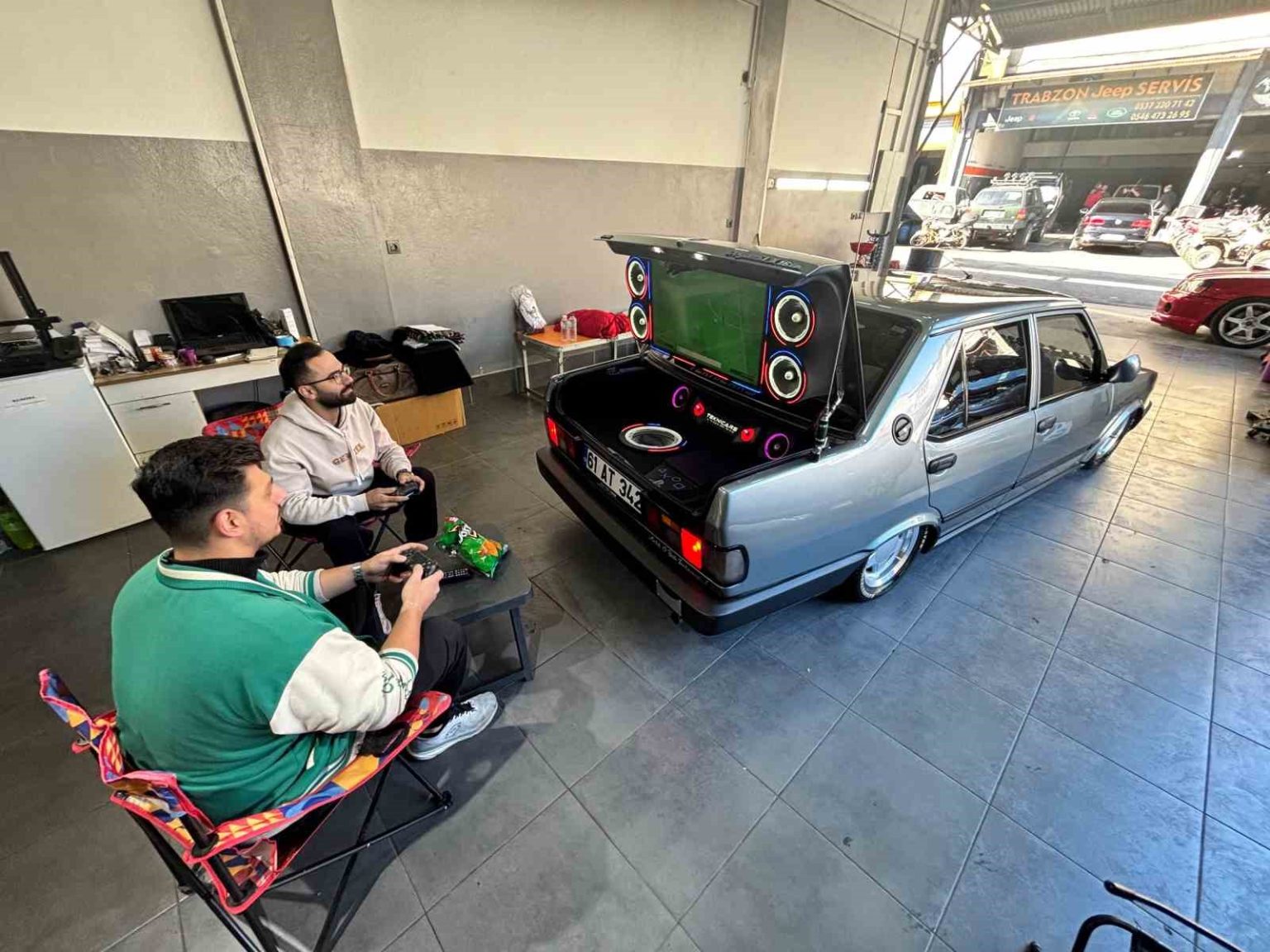 bagajinda-televizyon-ve-oyun-konsolu-var