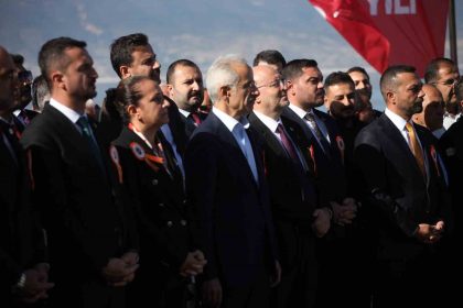 bakan-uraloglu-yeni-bir-eser-kazandirmanin-gururunu-yasiyoruz