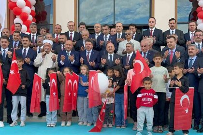 bakan-yilmaz-tunc-deprem-davalarinda-adaletin-esit-sekilde-tecelli-etmesi-icin-calismalarimiz-devam-ediyor