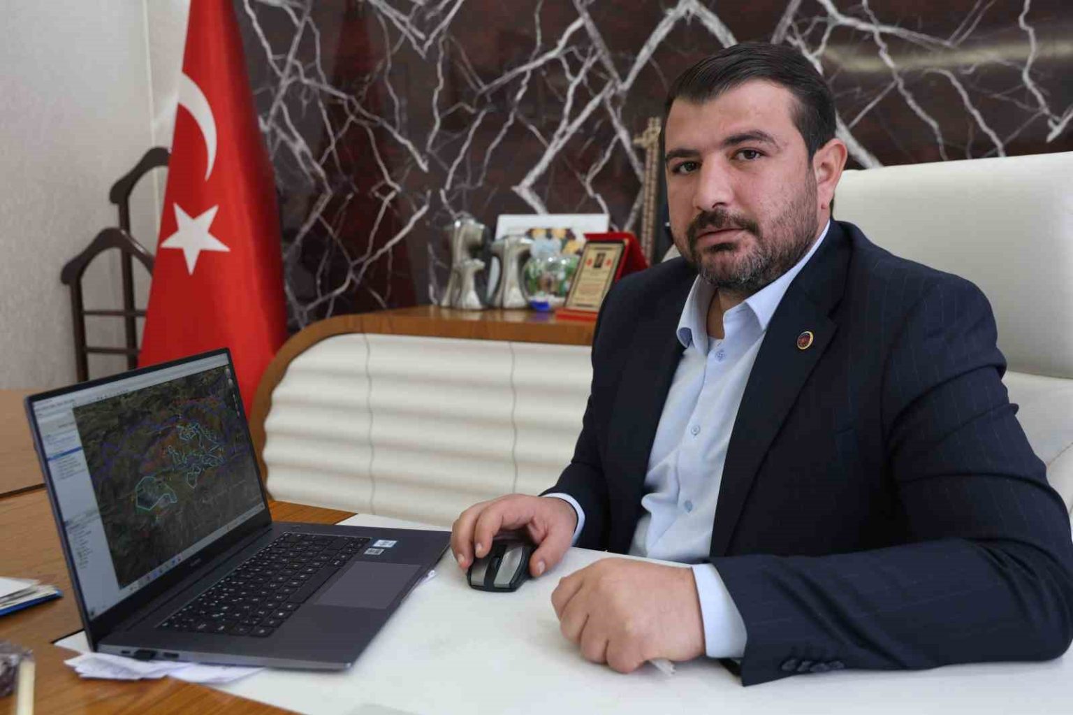 baskan-altinisik-yildirim-holdinge-bagli-eti-kromun-suanda-50-noktanin-uzerinde-kacak-calisma-yaptigini-tespit-ettik