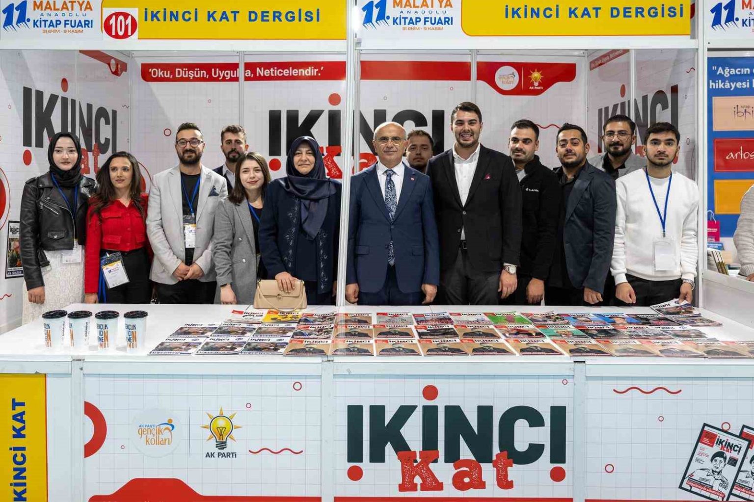 baskan-er-malatya-anadolu-kitap-ve-kultur-fuarinda-stantlari-gezdi
