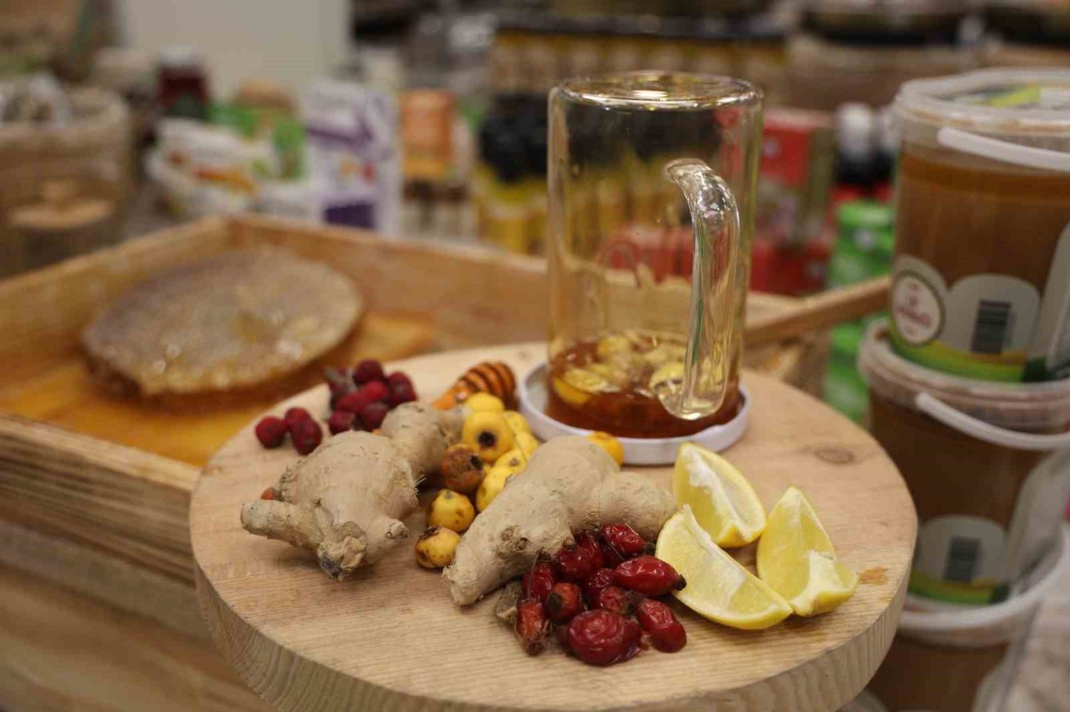 bogaz-enfeksiyonuna-karsi-zencefil-ve-bal-karisimi