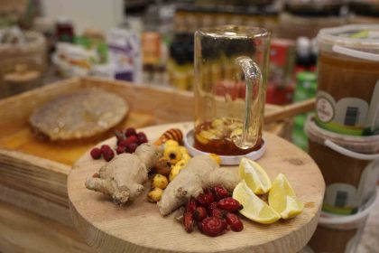 bogaz-enfeksiyonuna-karsi-zencefil-ve-bal-karisimi