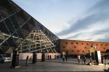 buyuk-misir-muzesi-kapilarini-ziyaretcilere-acmaya-hazirlaniyor