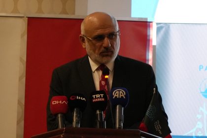 diyanet-isleri-baskan-yardimcisi-sahin-bugune-filistine-kadar-bin-uzeri-tiri-ugurladik