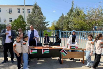 diyarbakirda-ogrencilerden-gazzeye-1-milyon-287-bin-liralik-destek