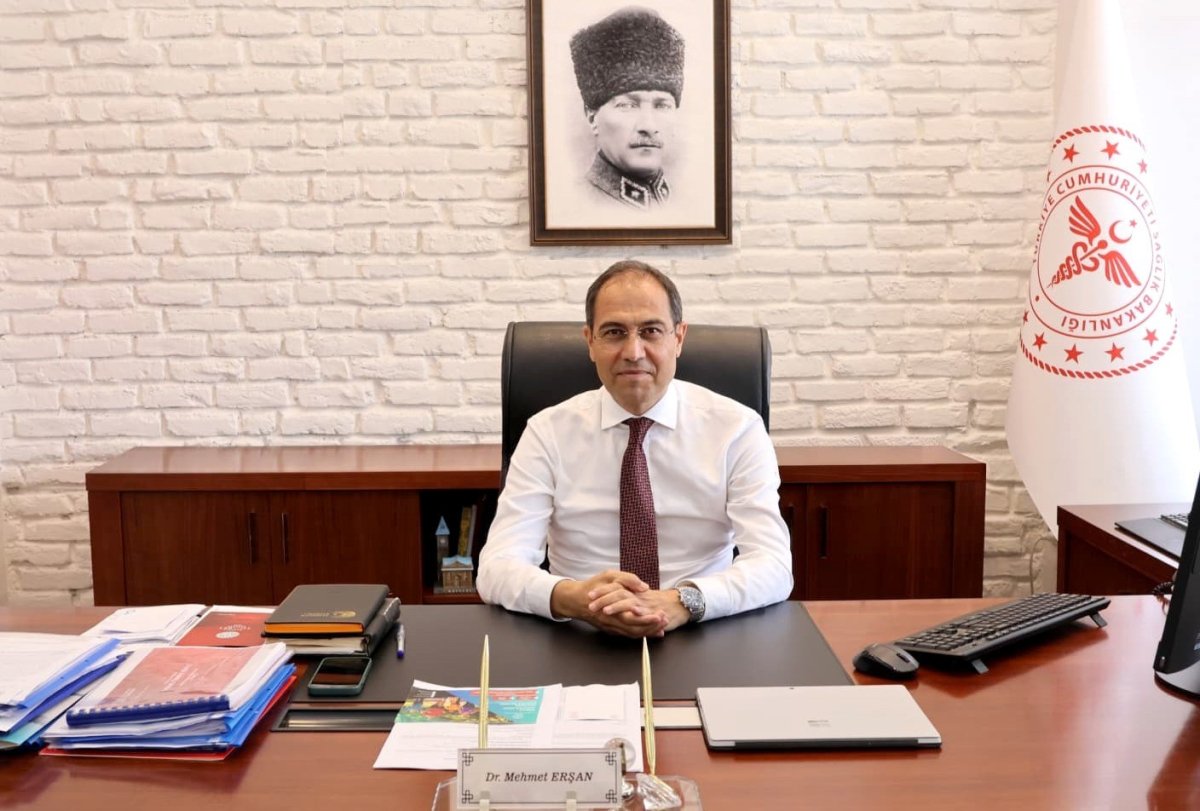 dr-ersandan-akciger-kanseri-uyarisi-sigara-sadece-iceni-degil-cevresindekileri-de-zehirler