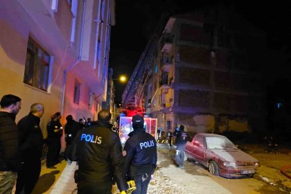 elazigda-cati-yangini-1-kisi-dumandan-etkilendi