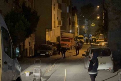 gebzede-7-katli-binanin-cokmesinin-ardindan-zeminin-tomografisi-santim-santim-cekiliyor