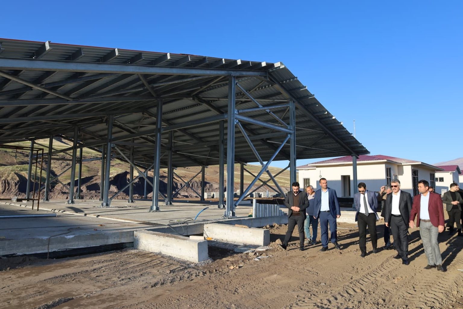 guroymakta-hayvan-pazari-ve-mezbahanesi-projesi-devam-ediyor