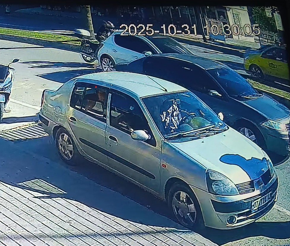 otomobile-arkadan-carpan-motosiklet-surucusu-yaralandi