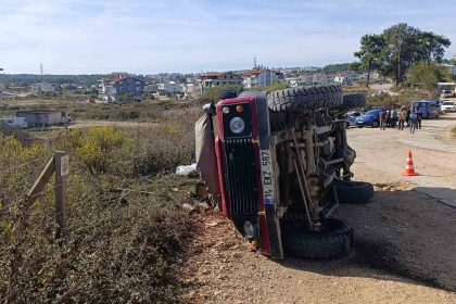 safari-araclari-carpisti-10u-yabanci-11-kisi-yarali