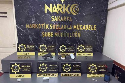 sakaryada-uyusturucu-operasyonu-3-gozalti