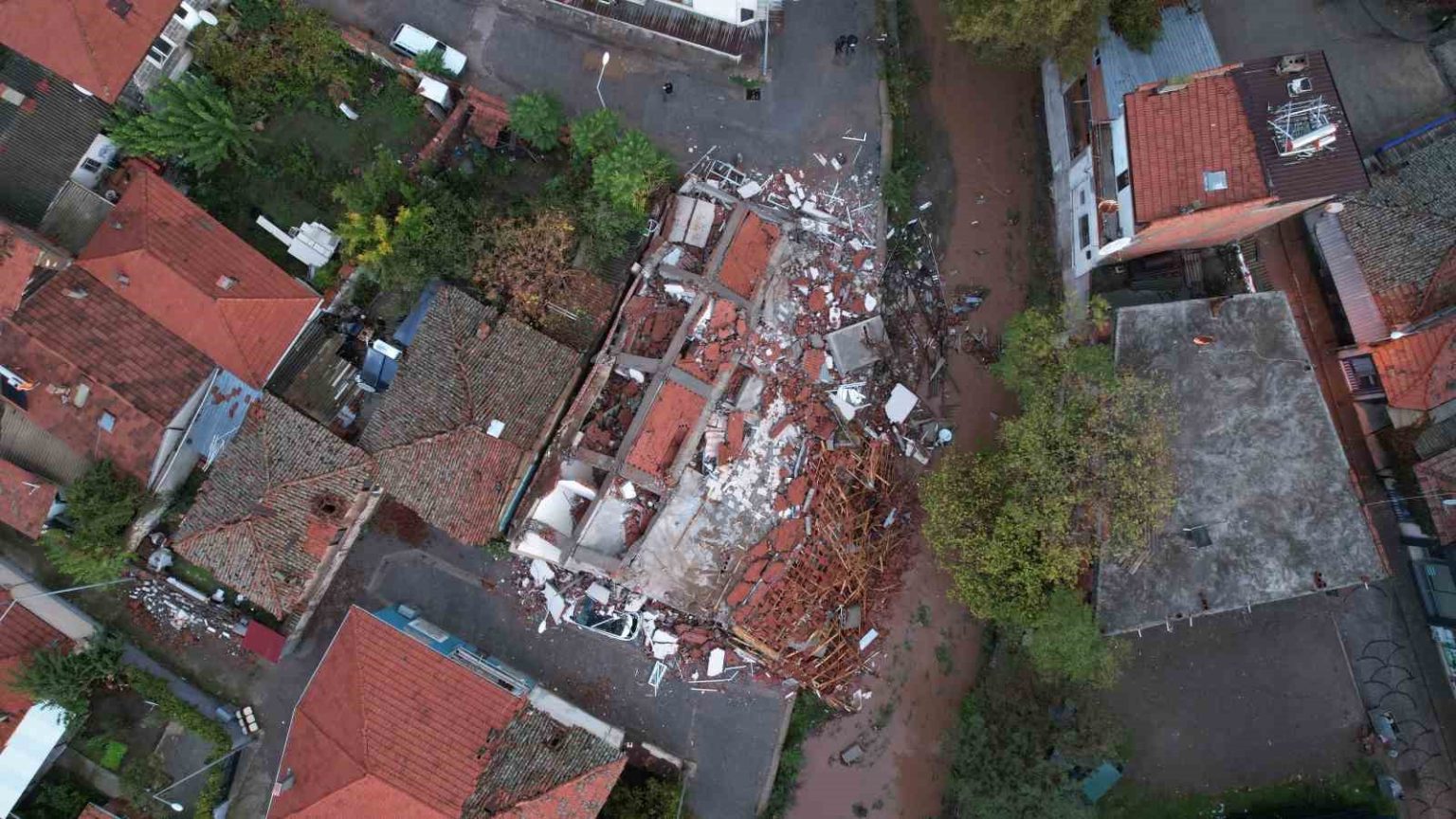 sindirgi-depreminde-hasar-tespit-calismalari-tamamlandi