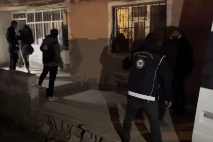 sinirda-nefes-kesen-operasyon-24-duzensiz-gocmen-yakalandi