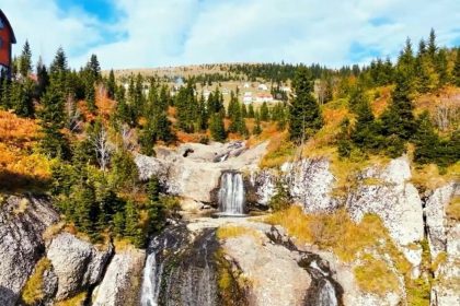 sis-dagi-yaylasinda-sonbaharda-renk-cumbusu