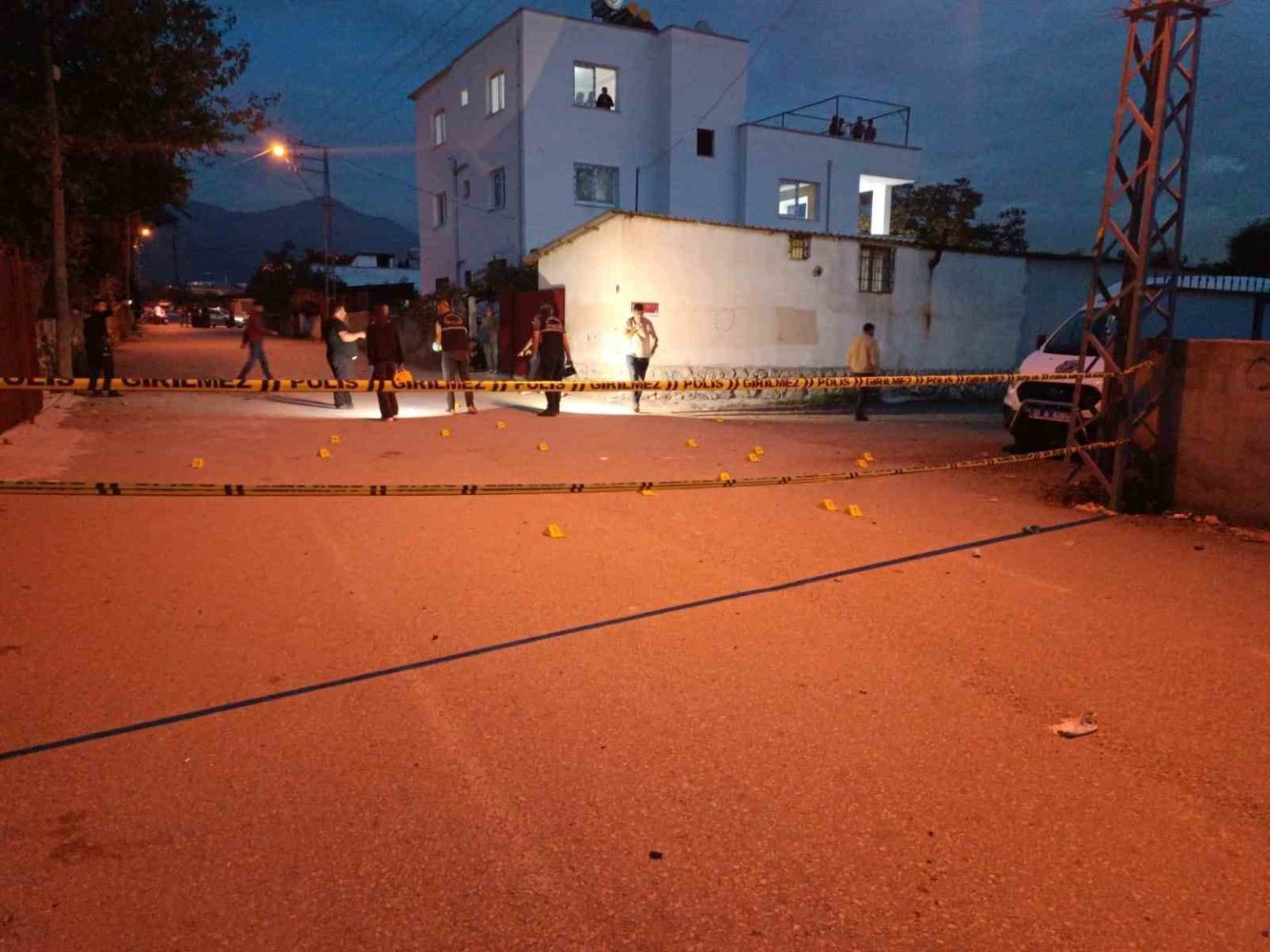 tarim-iscileri-arasinda-silahli-kavga-2si-agir-5-yarali