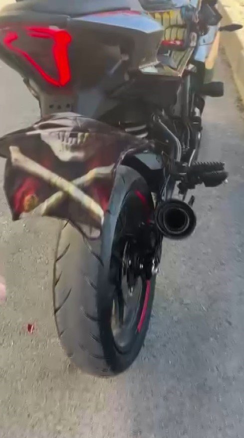 trafik-kurallarini-ihlal-eden-motosikletlinin-ehliyeti-daimi-olarak-iptal-edildi