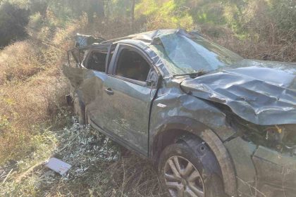 ucuruma-devrilen-otomobilin-kadin-surucusu-halat-yardimiyla-kurtarildi