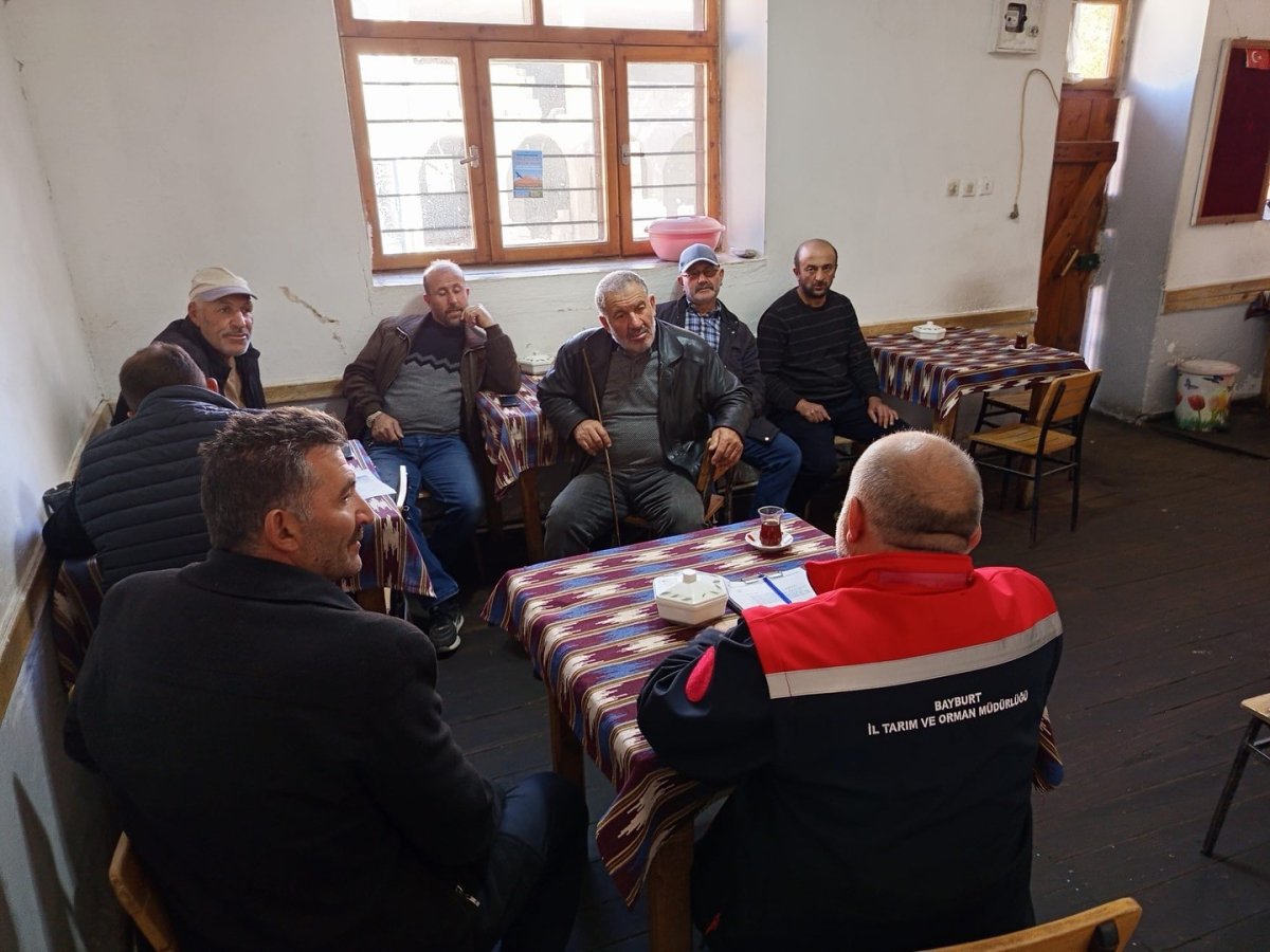 yukarikirzida-ciftcilere-verimlilik-egitimi-verildi