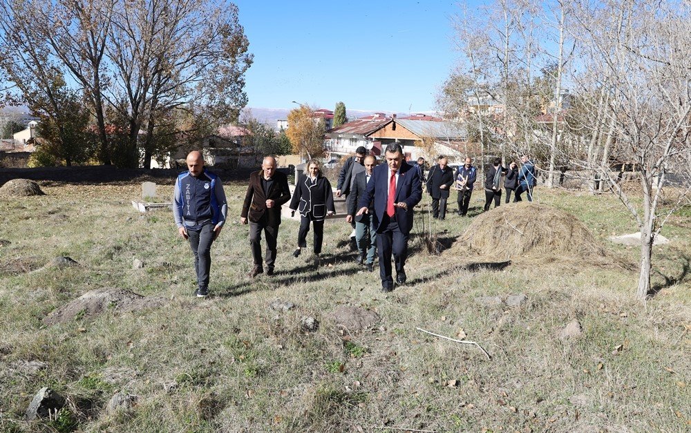 baskan-demirden-taziye-evi-aciklamasi