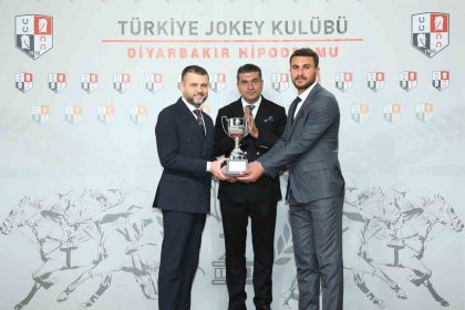 egil-belediye-baskanligi-kosusunu-menabinoglu-kazandi