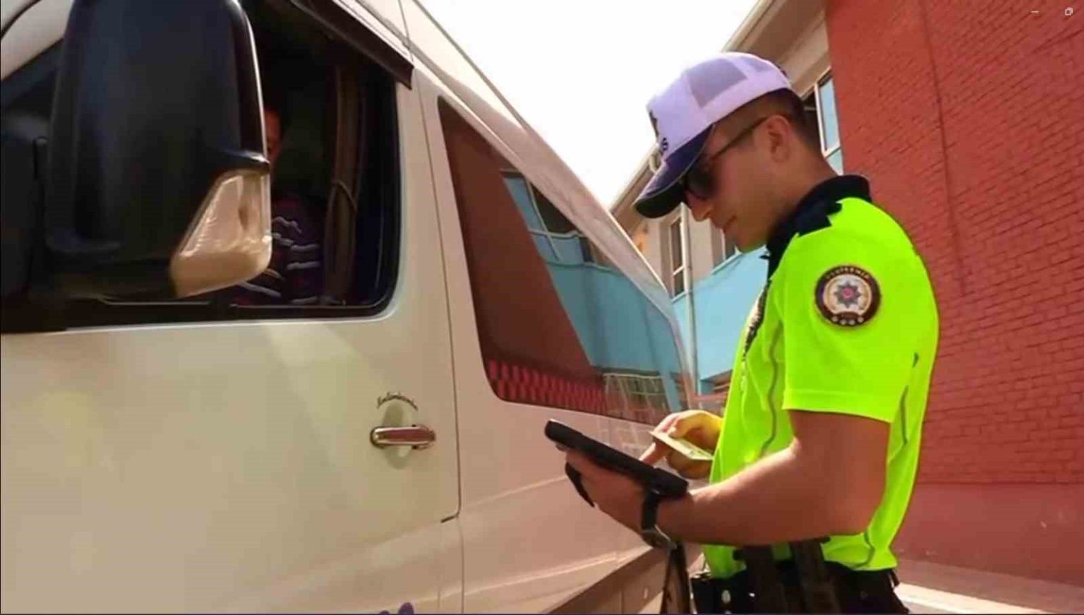 eskisehirde-okul-cevreleri-icin-iki-yillik-bilanco-11-bin-154-denetim-yapildi-281-metruk-bina-yikildi