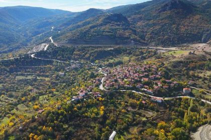 eskisehirin-akdenizi-saricakayada-sonbahar-soleni