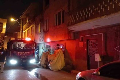 evini-yakarak-intihar-etmeye-kalkisti