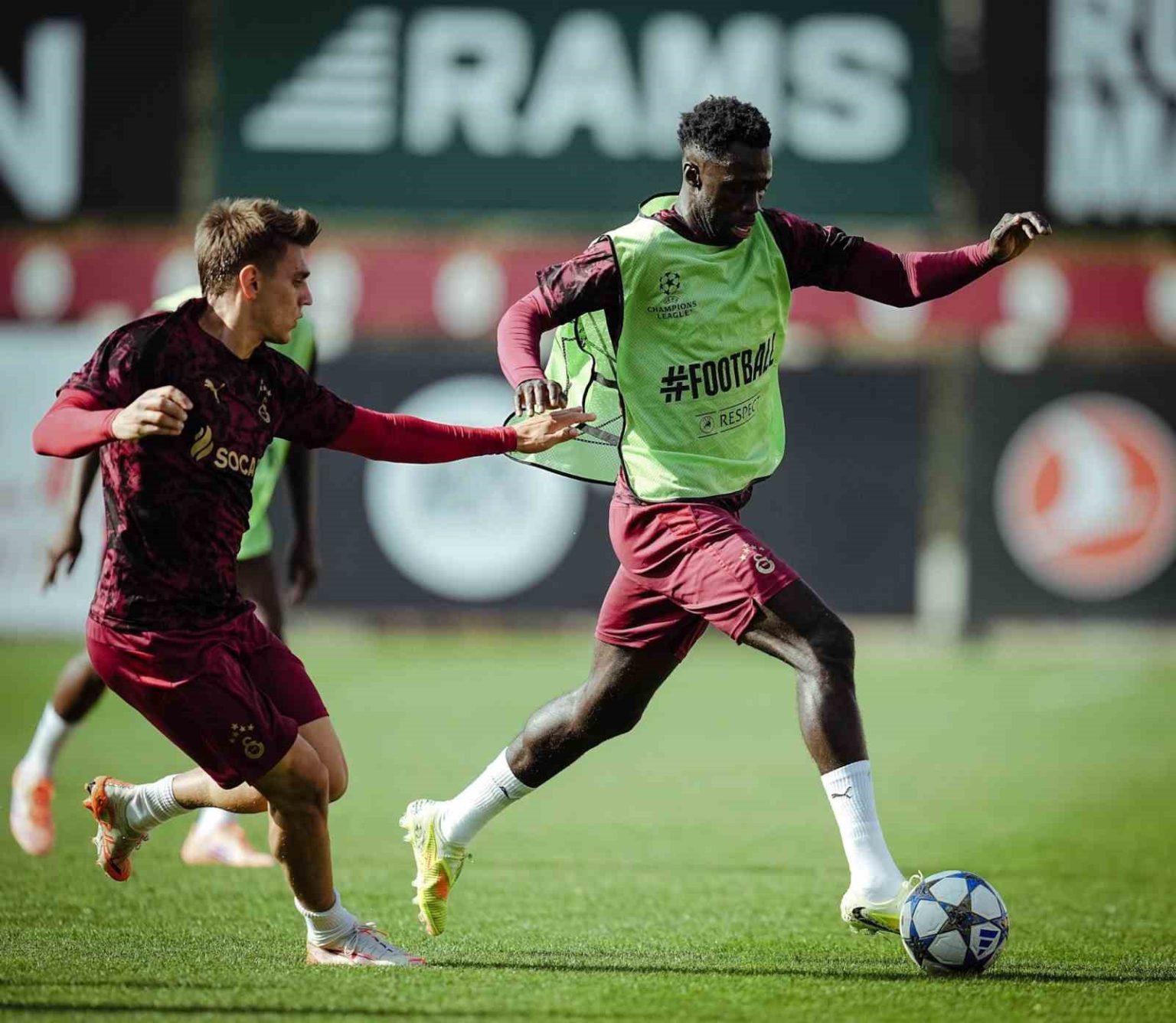 galatasaray-ajax-maci-hazirliklarina-basladi