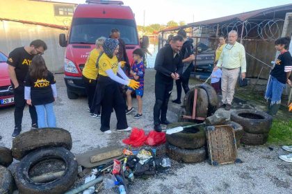 gonulluler-deniz-tabanini-temizledi-cikanlar-sasirtti