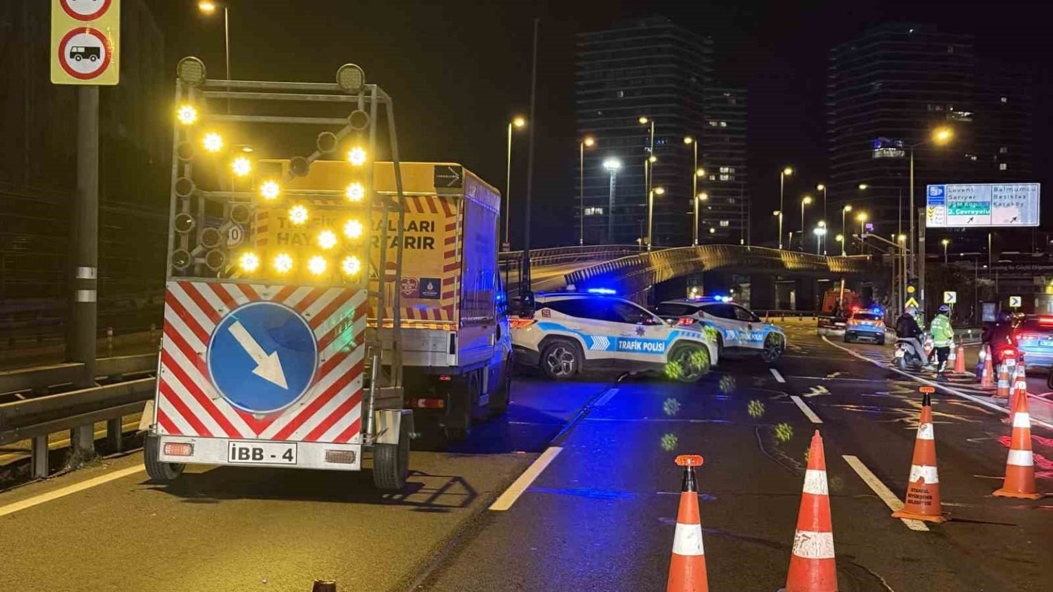 istanbulda-maraton-nedeniyle-bazi-yollar-trafige-kapatildi