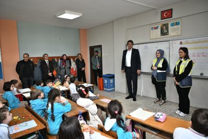 kartepede-cocuklara-cevre-bilinci-egitimi