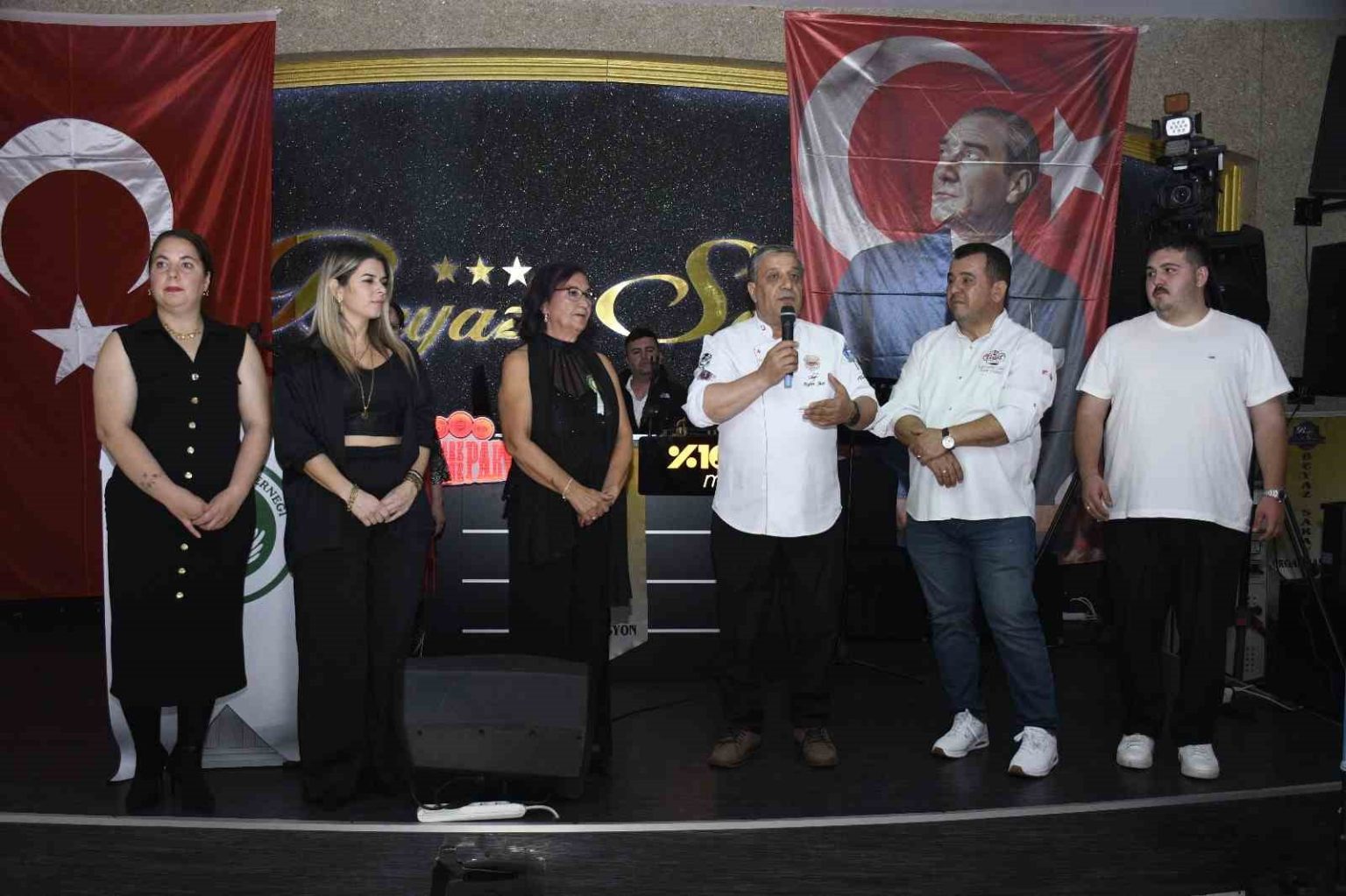 kusadasinda-egitim-varsa-umut-var-etkinligi