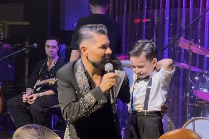 mehmet-cevik-bursada-sahneyi-yikti-gecti-benim-sahnemde-cadilara-yer-yok