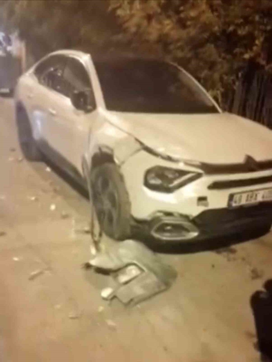 musta-alkollu-surucu-5-araca-carparak-kacti