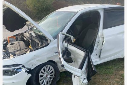 sakaryada-iki-otomobil-carpisti-1i-agir-5-yarali