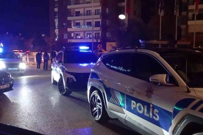 silahini-gostererek-bekcileri-tehdit-etti